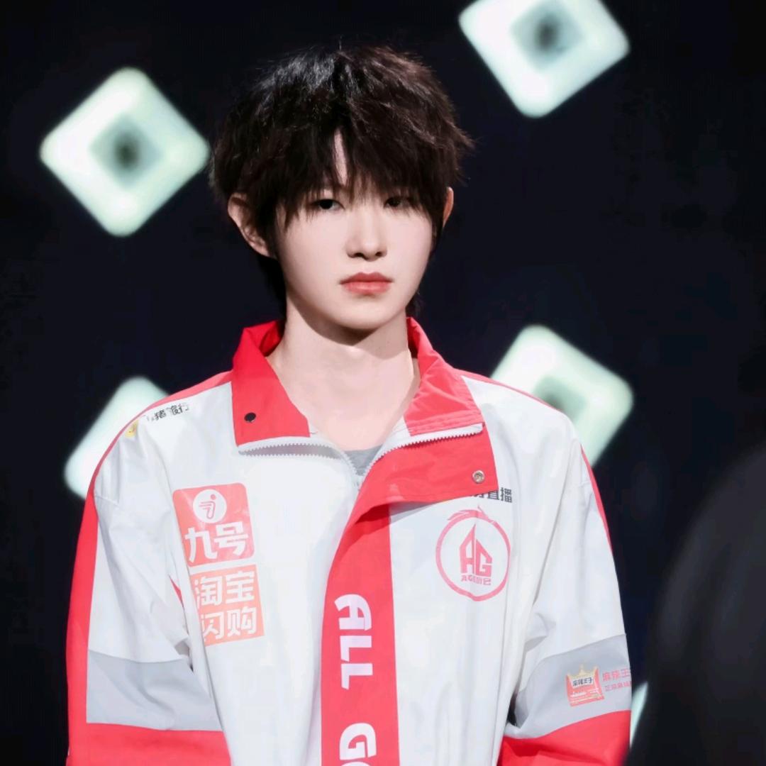 ✨不知名小杨✨
