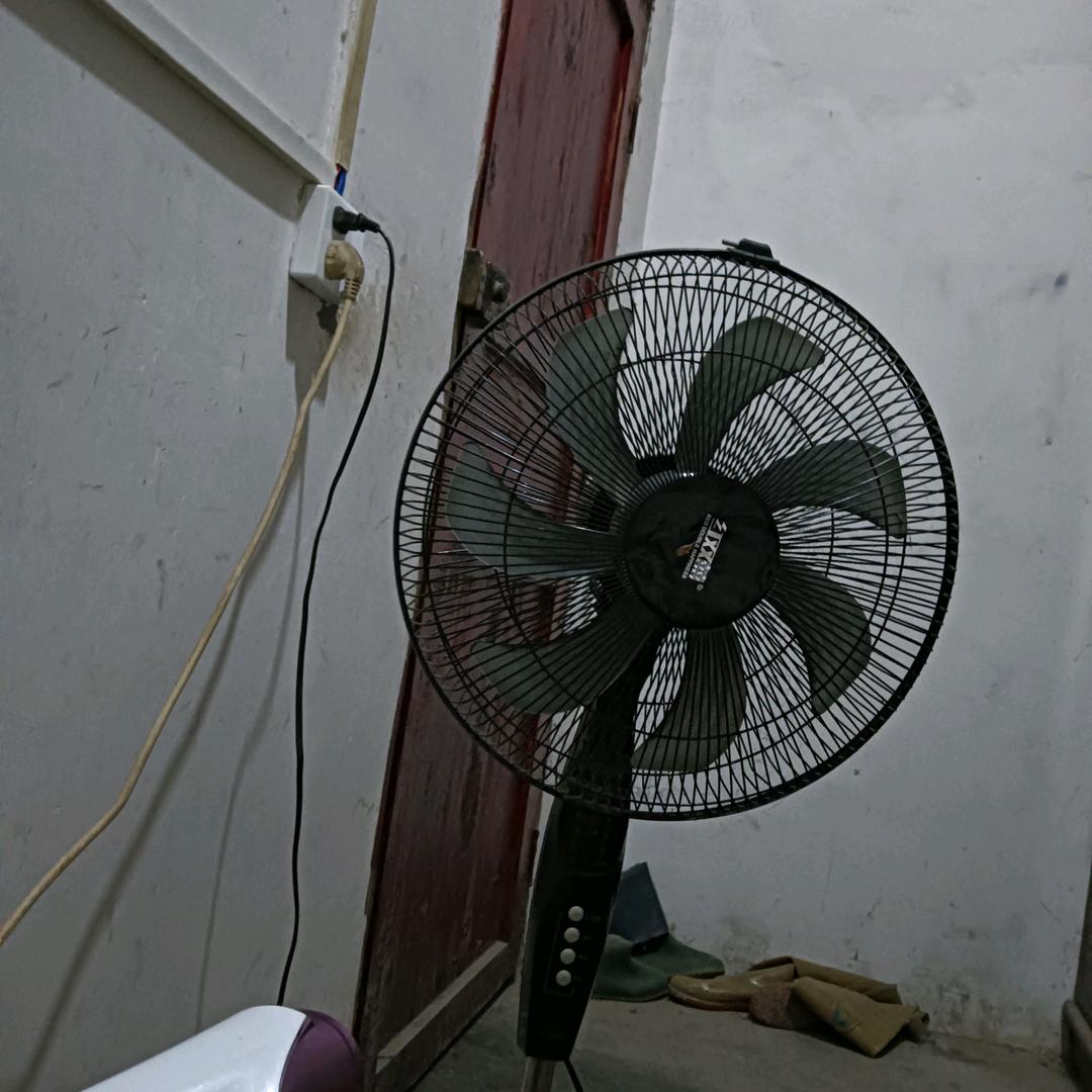 我是穷开心