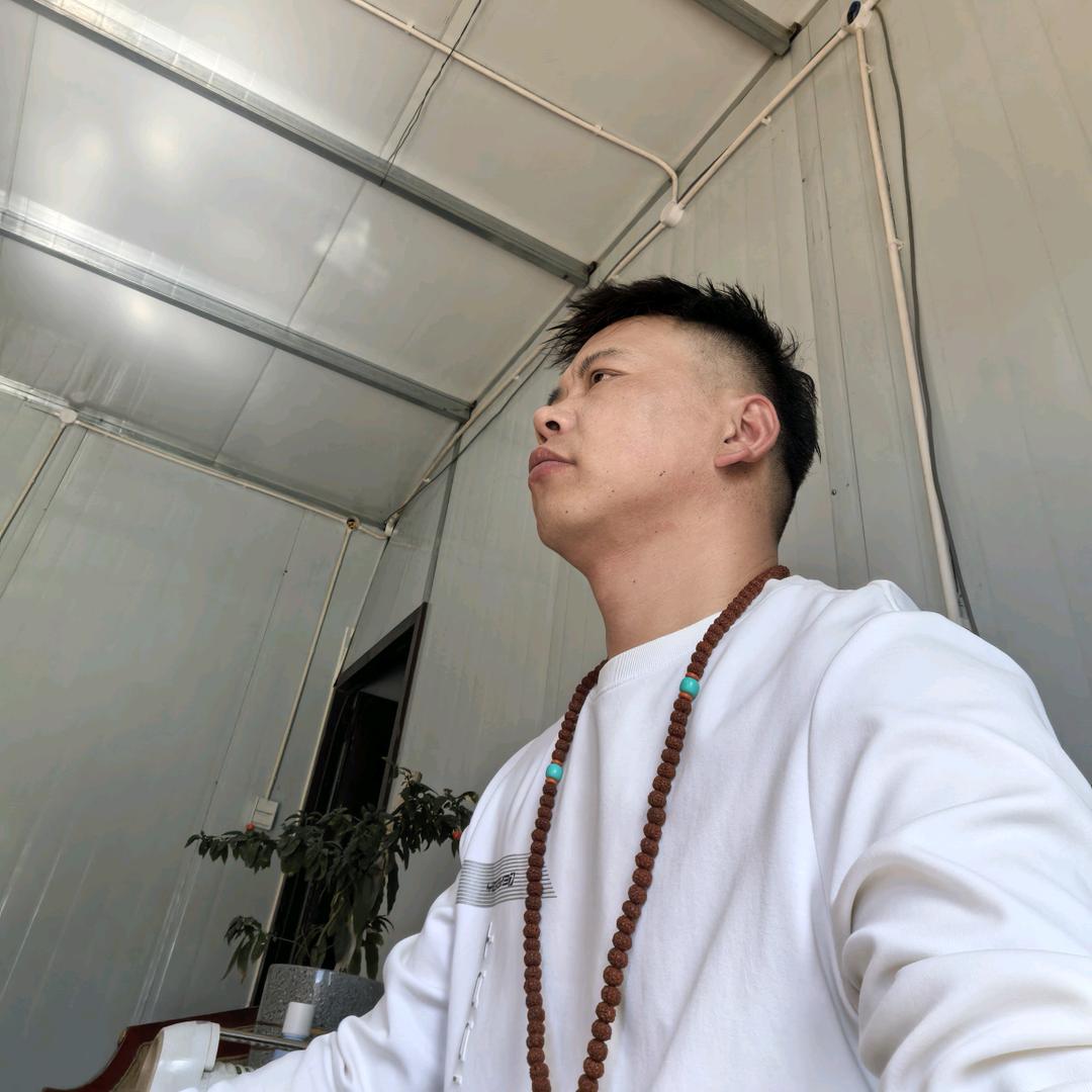 孞琞
