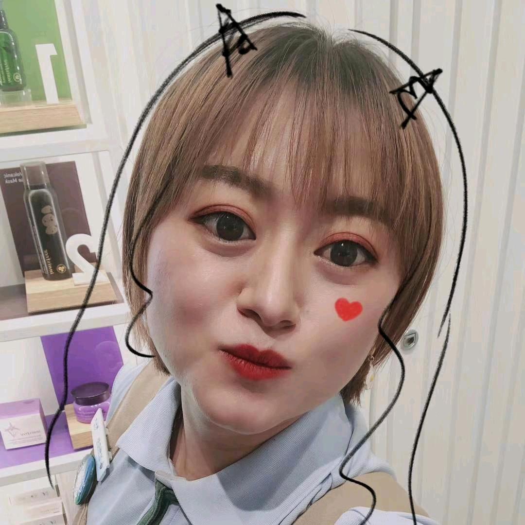 丑丑 😘 😘