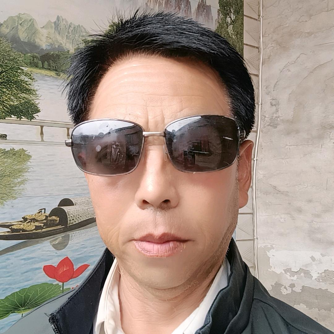 卧牛百货