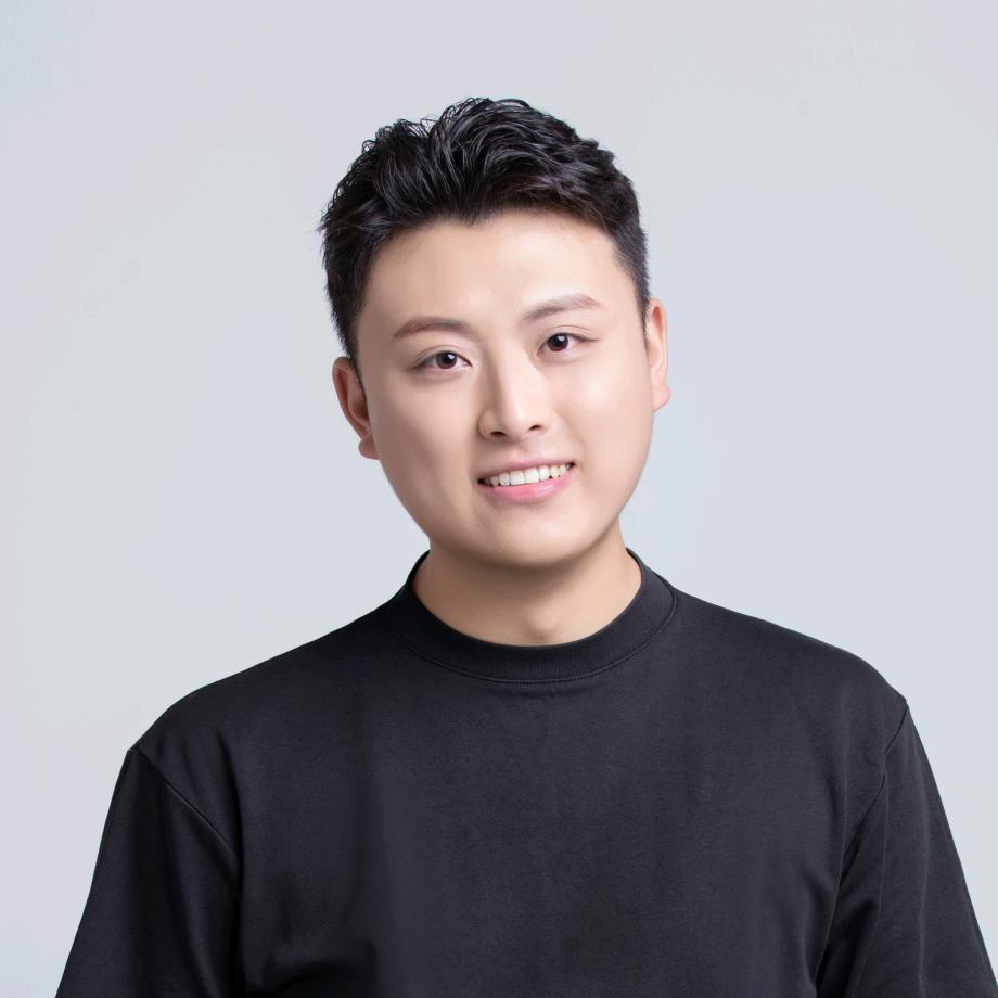 小鱼写着呢