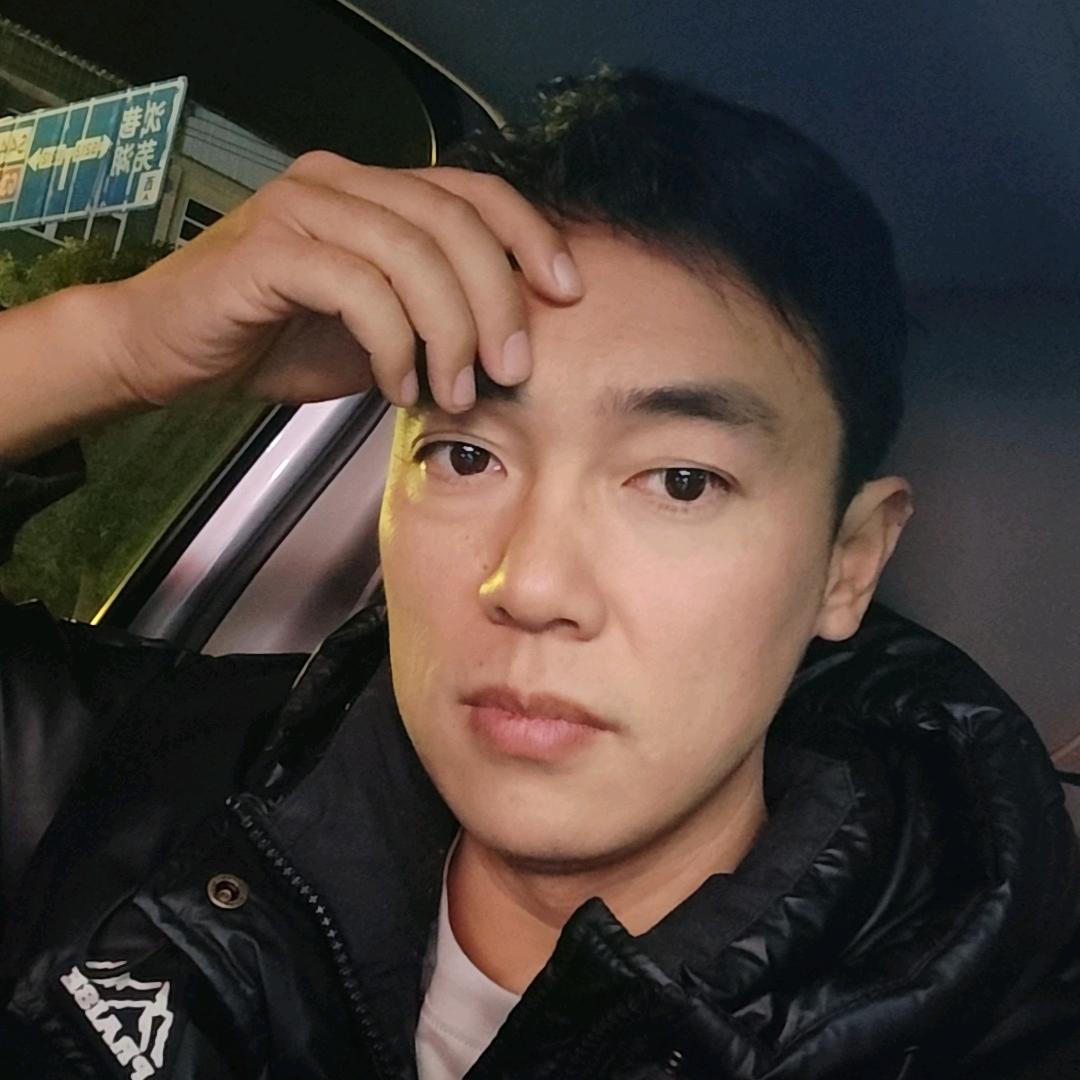 @华子@