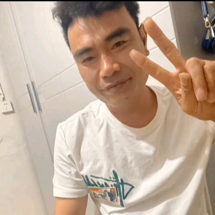 @单身大叔(๑•॒̀ ູ॒•́๑)啦