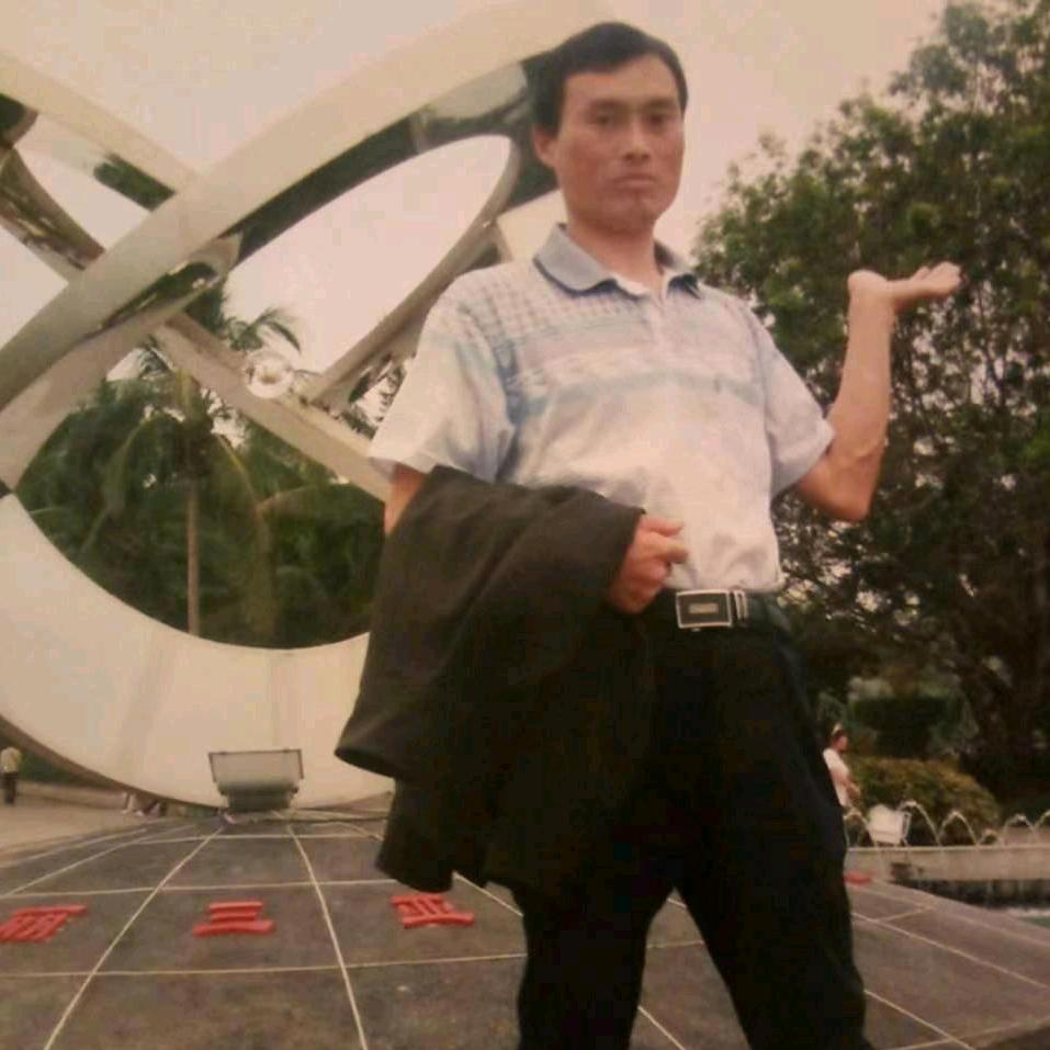 用户4623338641577