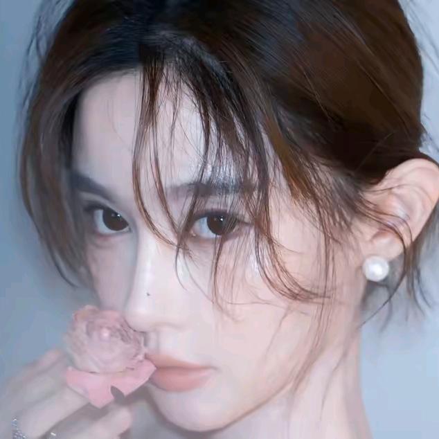 瓜瓜   ART  me轻奢分享