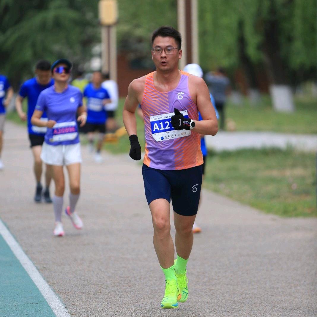 小杨跑瘦了