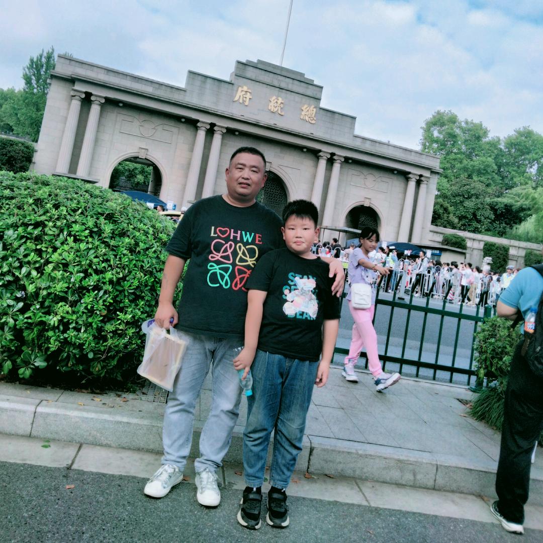 (๑•॒̀ ູ॒•́๑)一胡老酒( ﹡ˆ