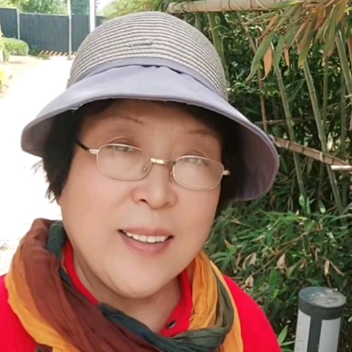 布丁奶奶｛23：10）
