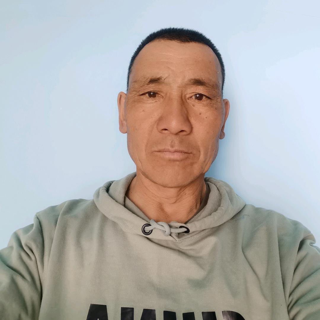 敖日格勒