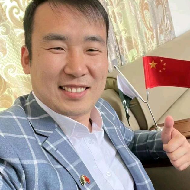 巴铁小飞~星光村