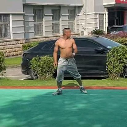 小张