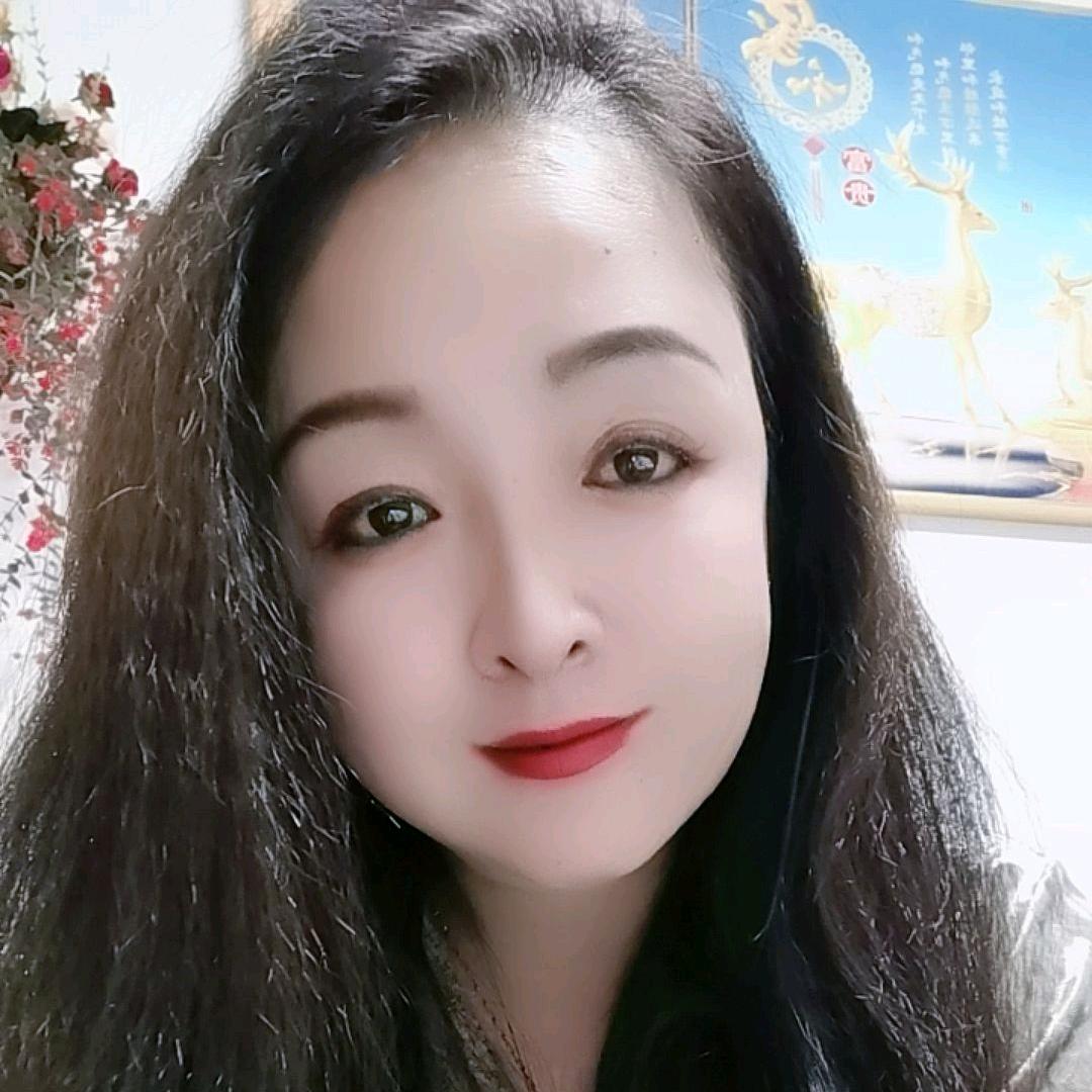 燕宝儿，爱唱歌