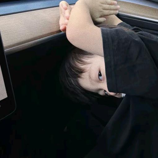 ZgvV