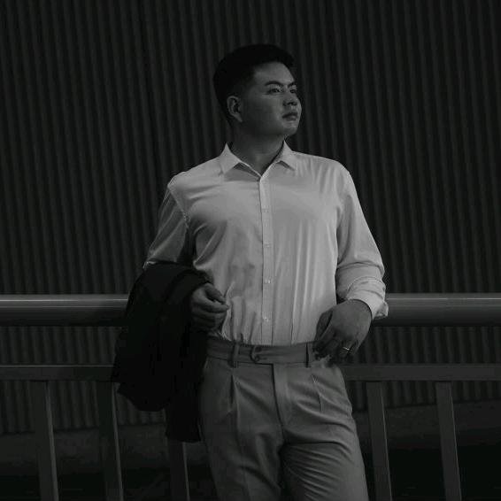 嗨♛李先生
