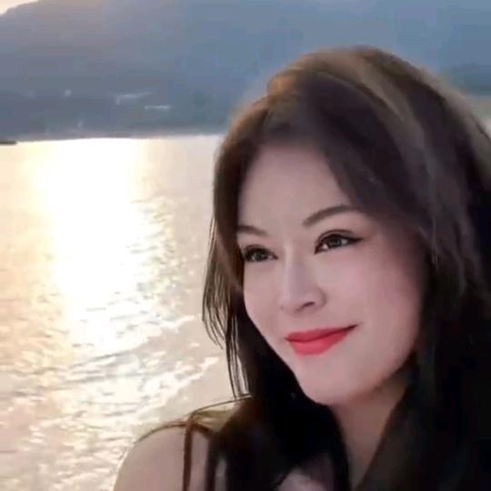 越然