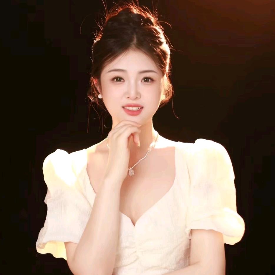 ℒℴѵℯ云南幺妹༊ℒ吴小芳᭄࿐