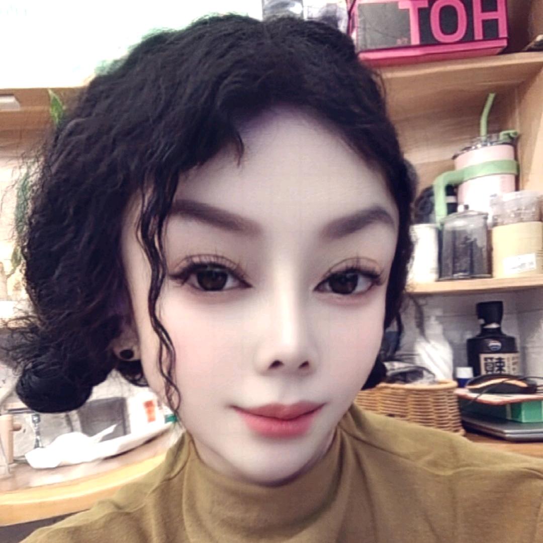 梦衣柜服装店（香香）