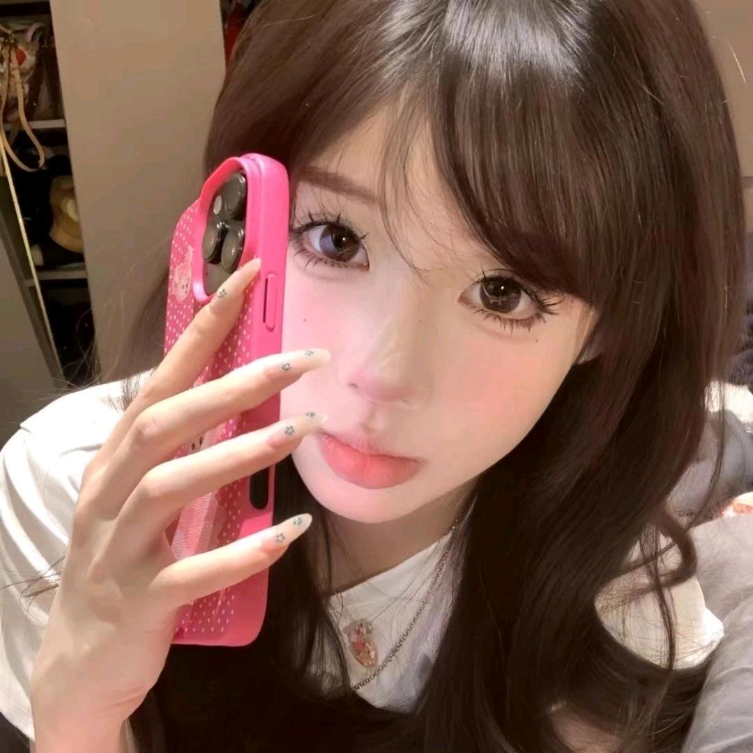 借月头像