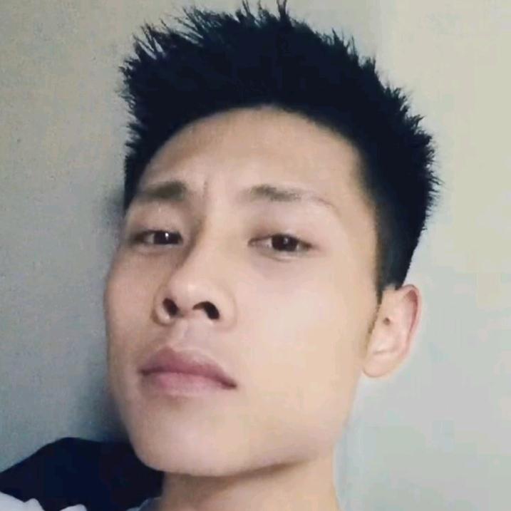 乐  .