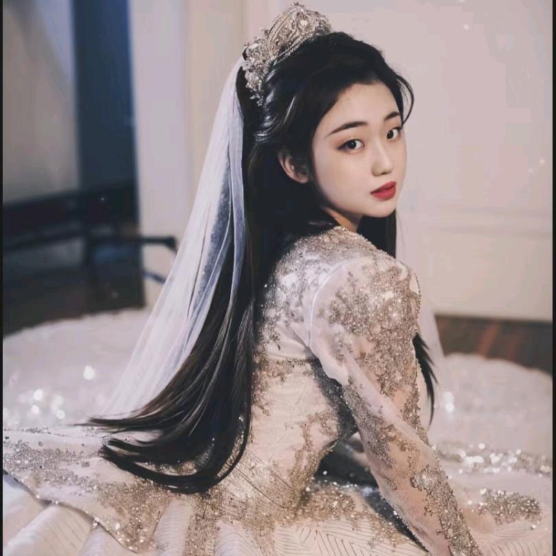 小莹哇（在橱窗哦）