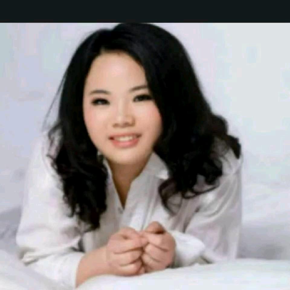 秋水依人