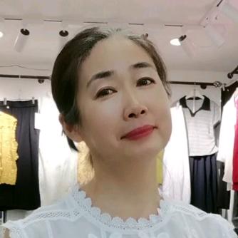 三嫂牛20:50开播