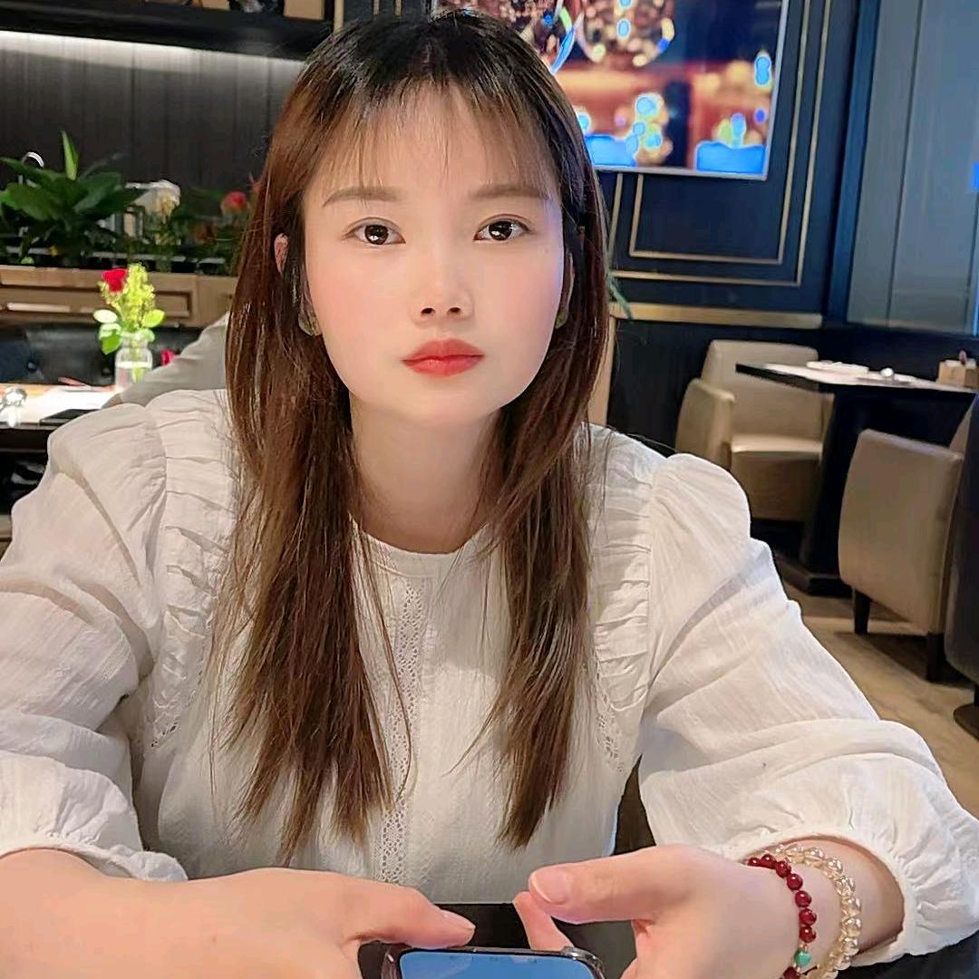卖水果的凡凡