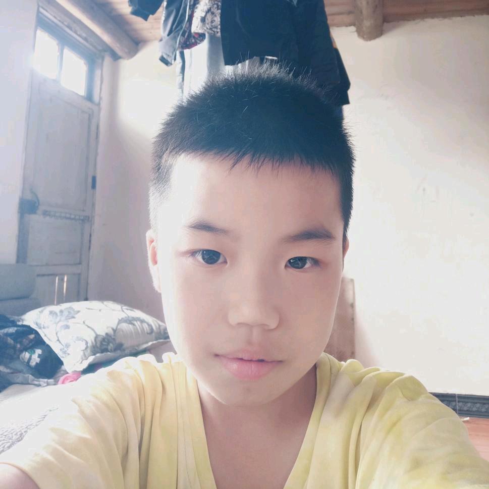 我是小孩哥