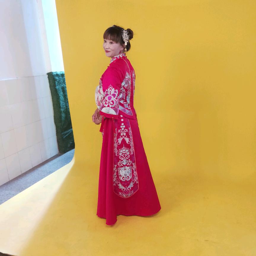 酸溜溜