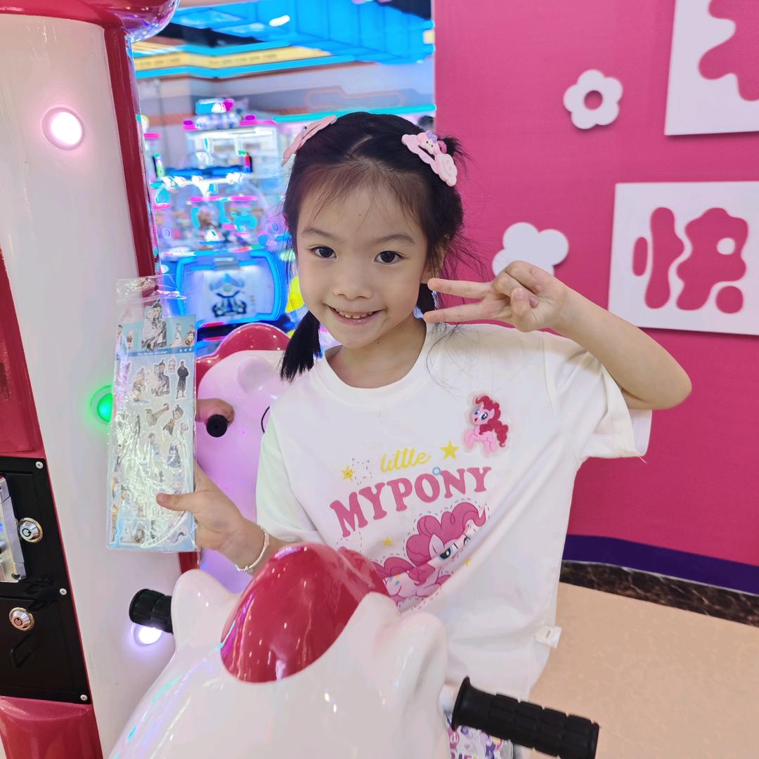 小彤彤姐
