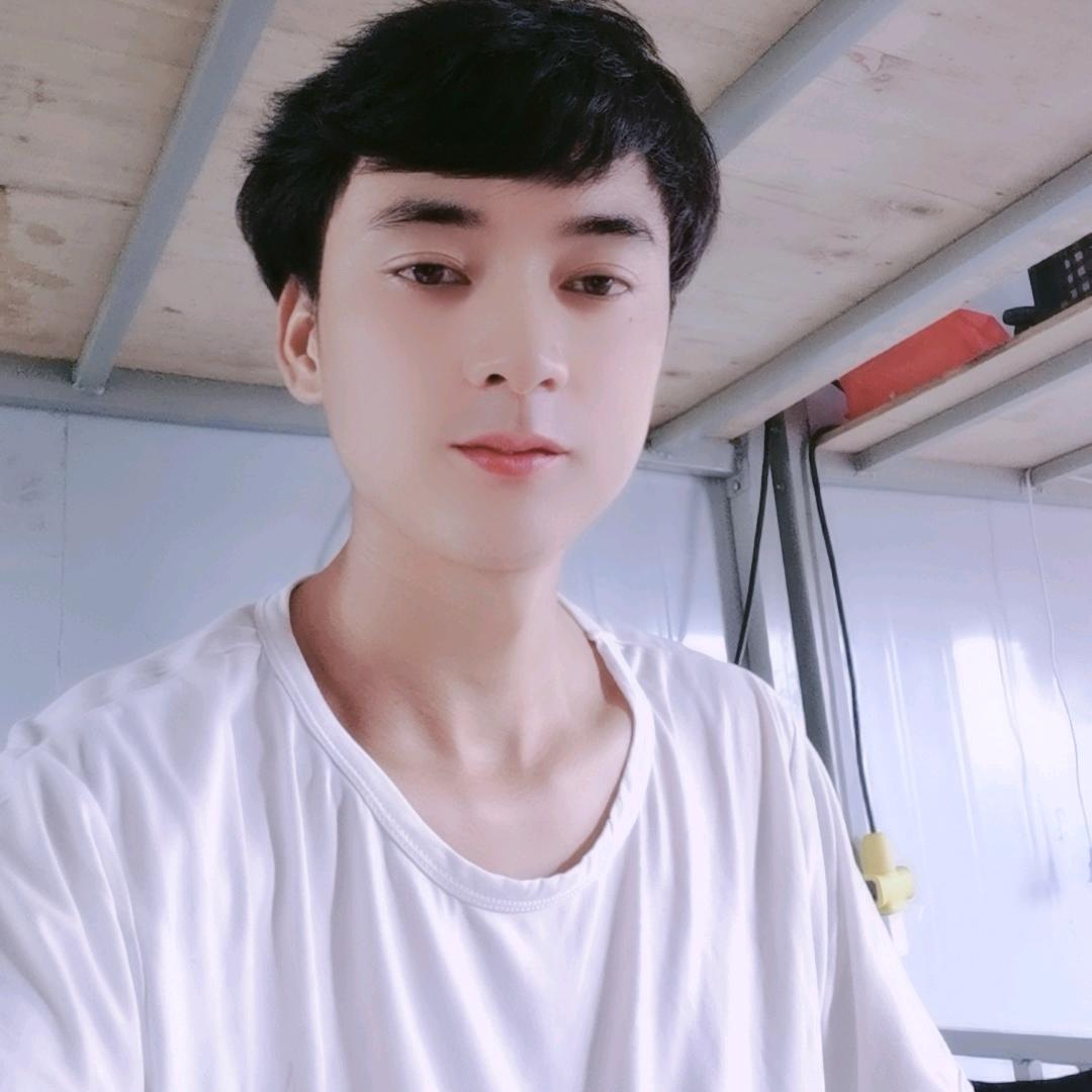 虎子哥哥💐💐🏵️