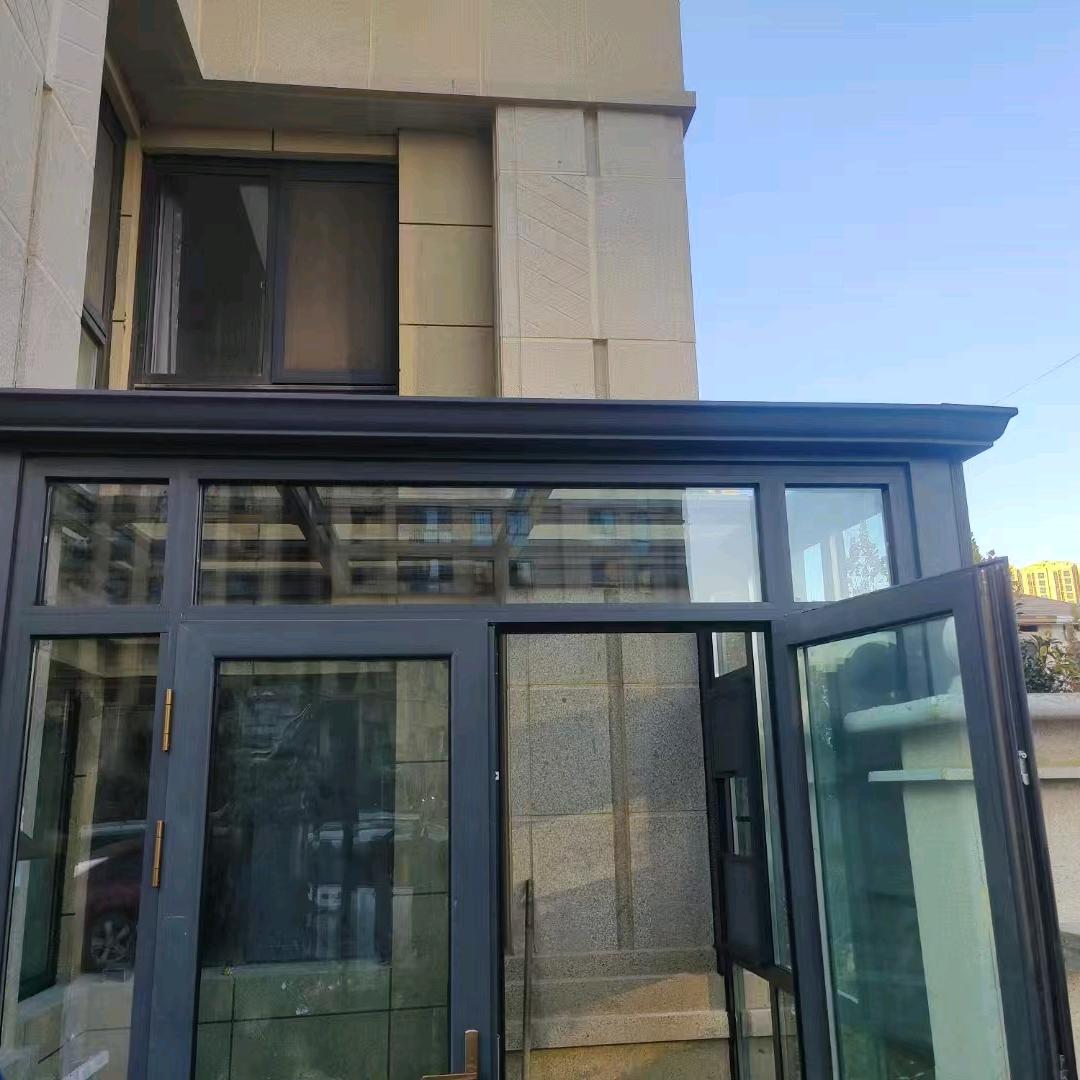 专业断桥铝门窗，封阳台，换窗户，系统窗，
