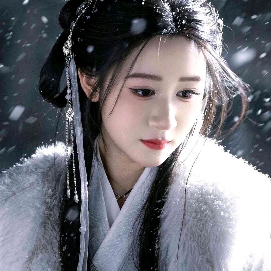 阿妤.