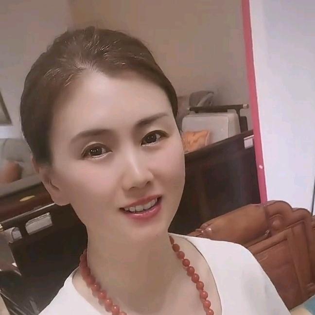 清新脱俗