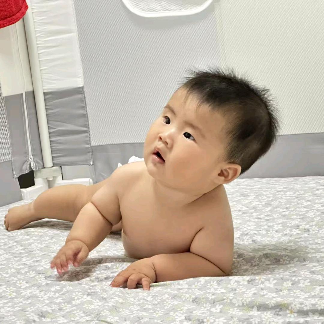 快乐老丁，老丁快乐