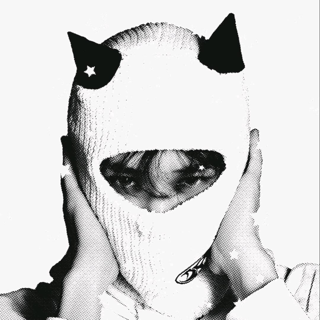 耳骨痣、ほくろ