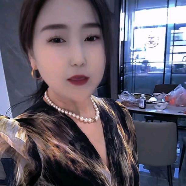 鹰城红姐
