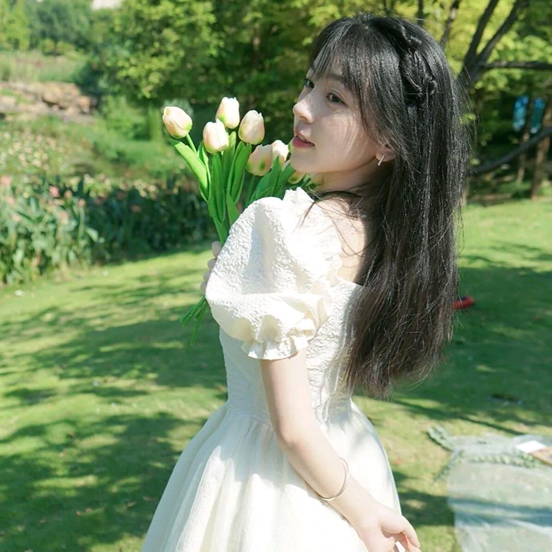 甜崽小妞