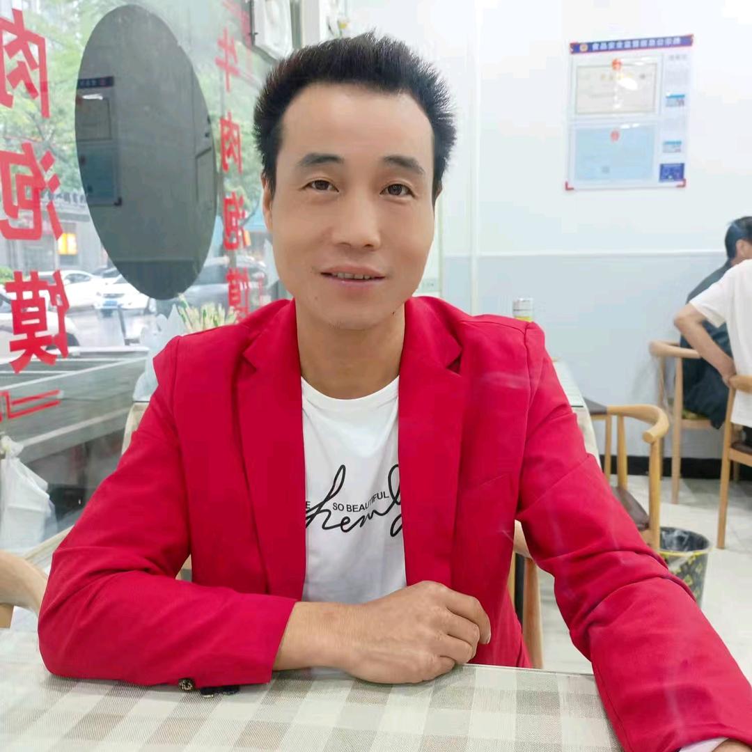歌手阿昆