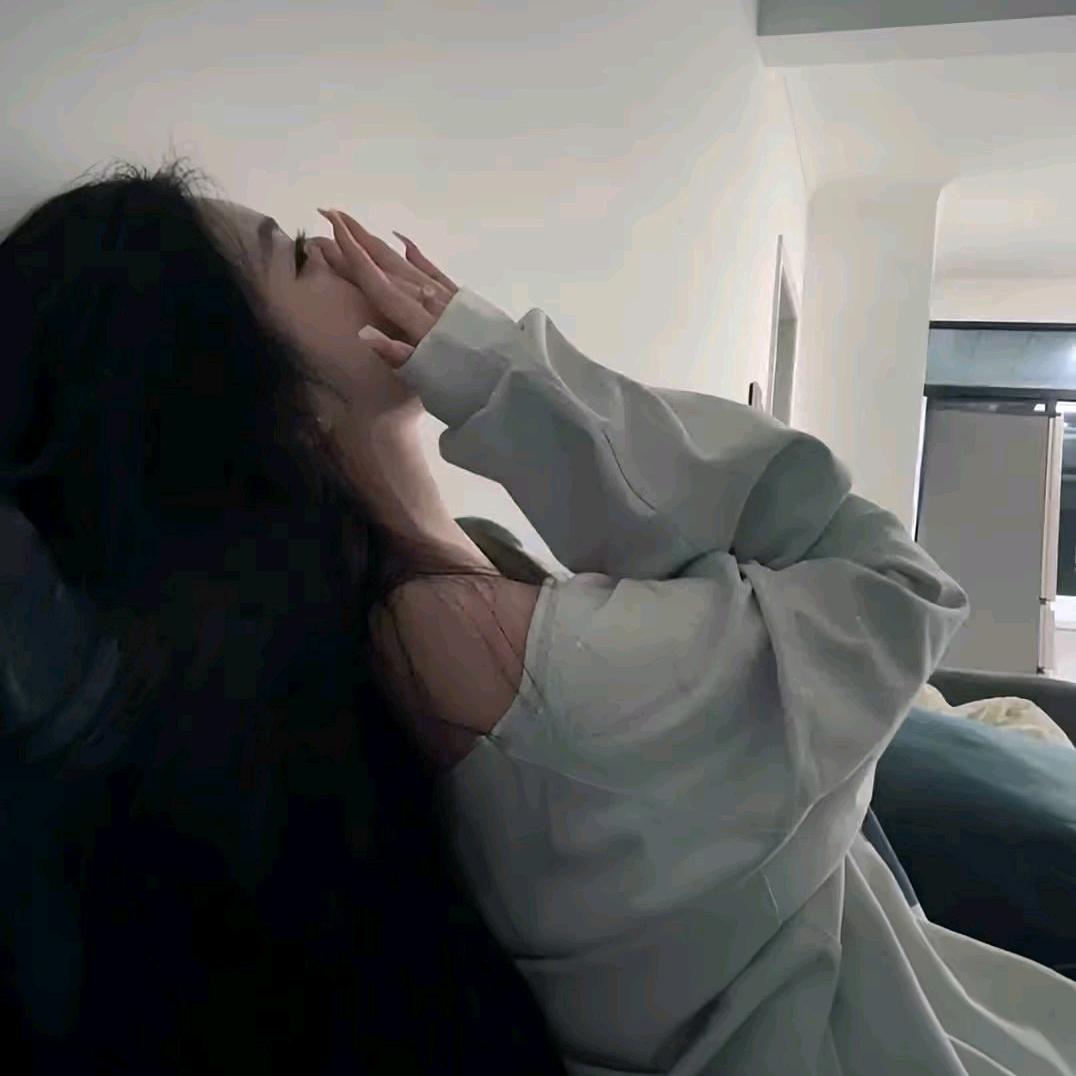 臭 静妹.🧚‍♀️