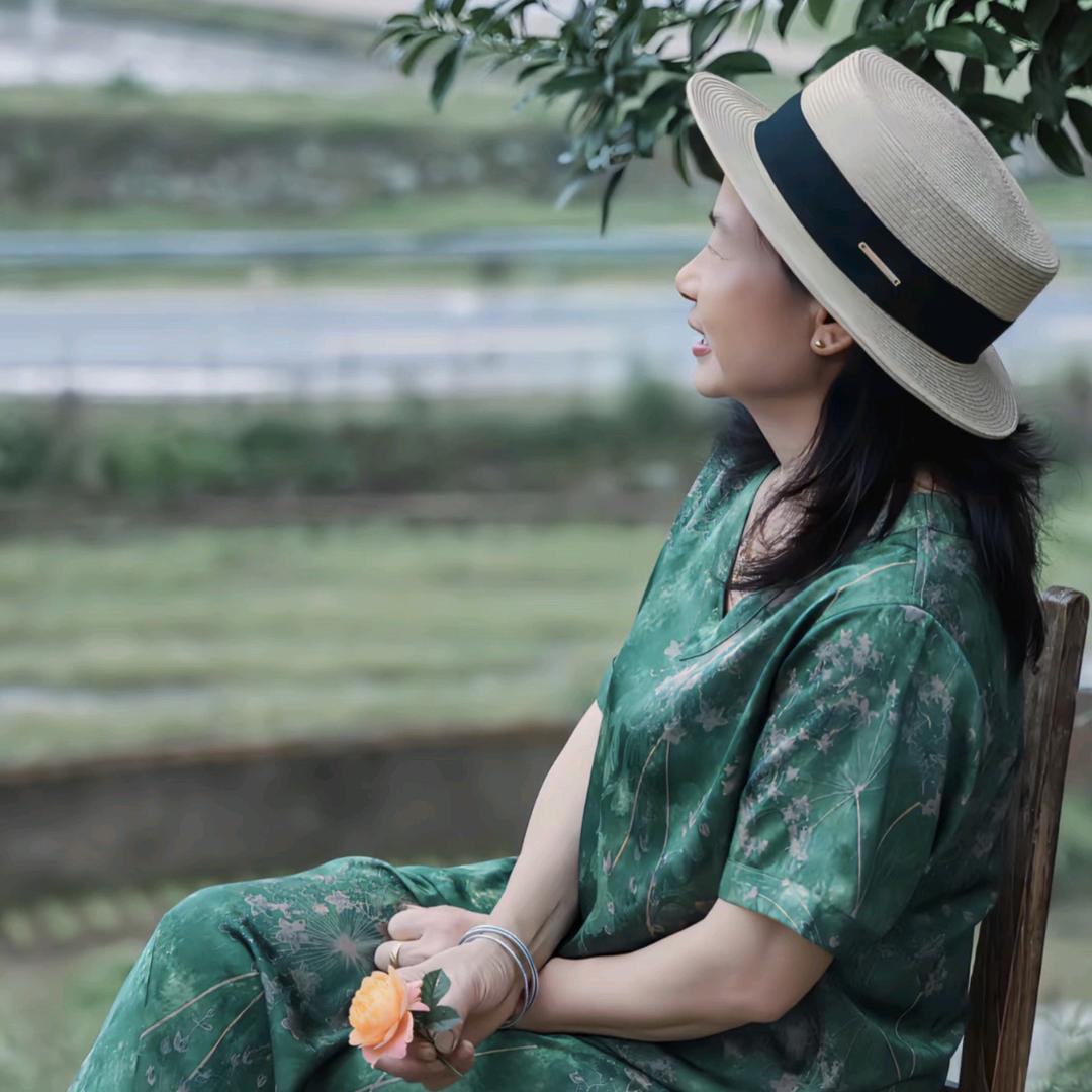 爱旅居的陈老师