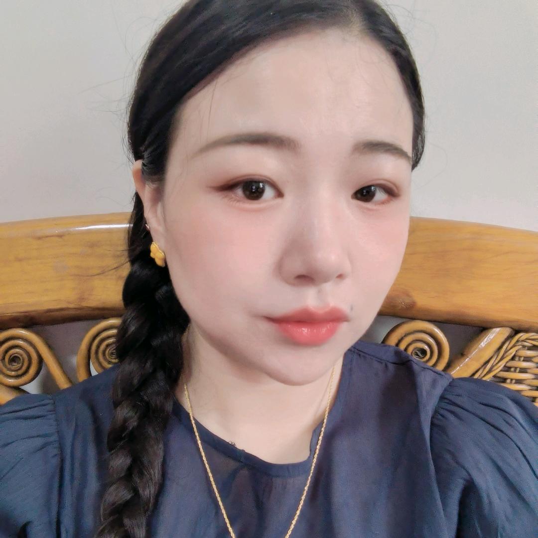 花轩阁珊瑚玉文玩