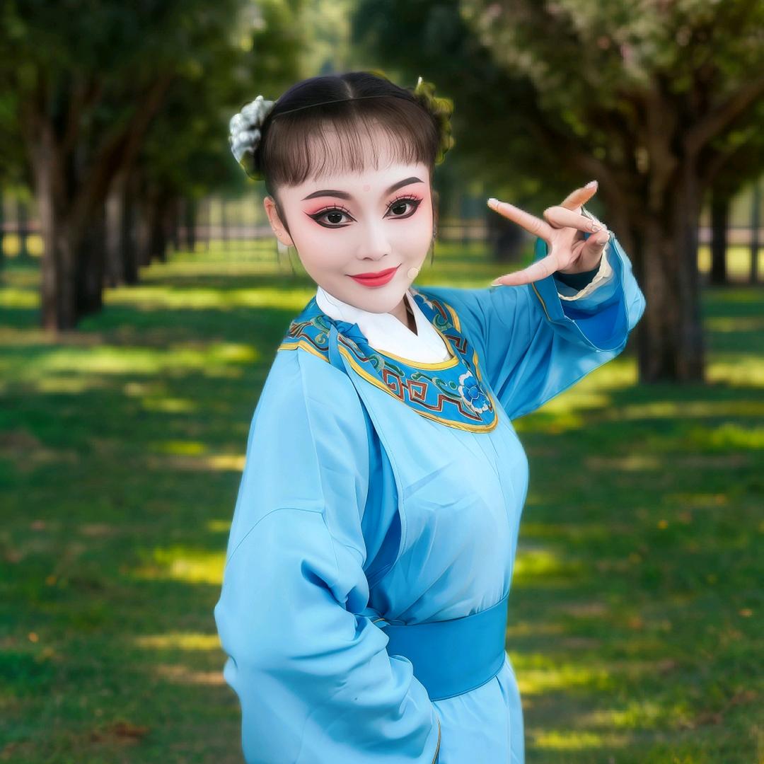 柒瑄小月（请不要连赞作品）