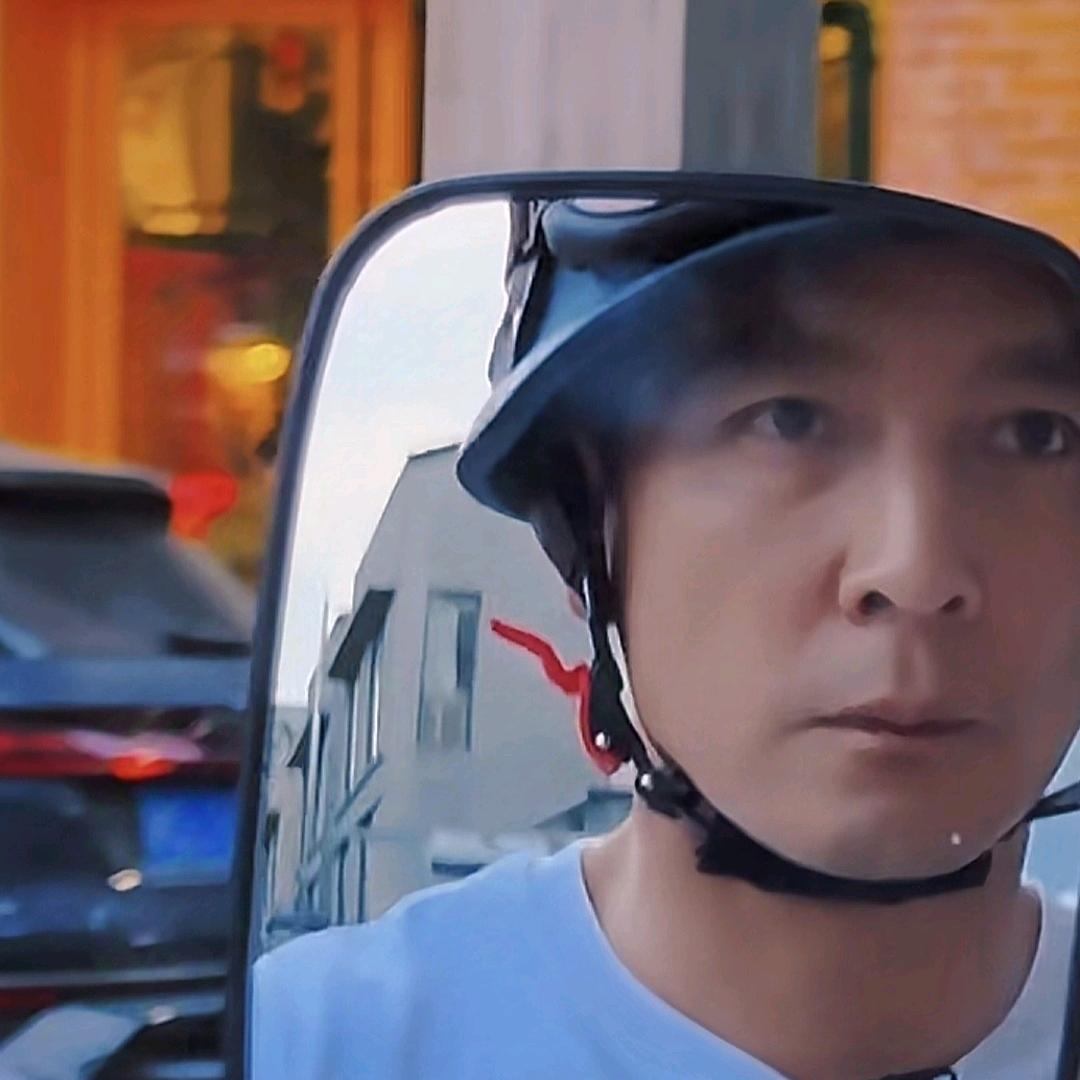 猛踹瘸子那条好腿