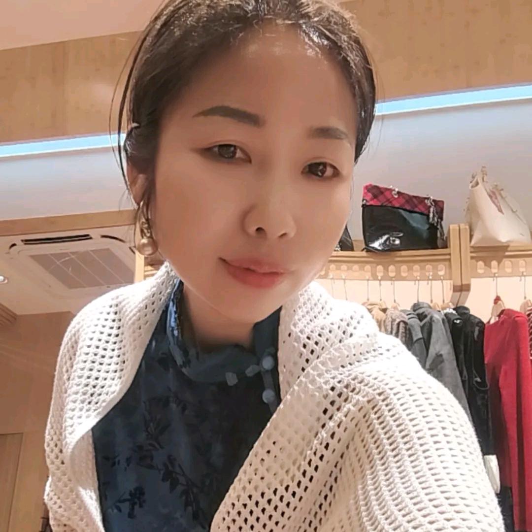 冰山上的雪莲花