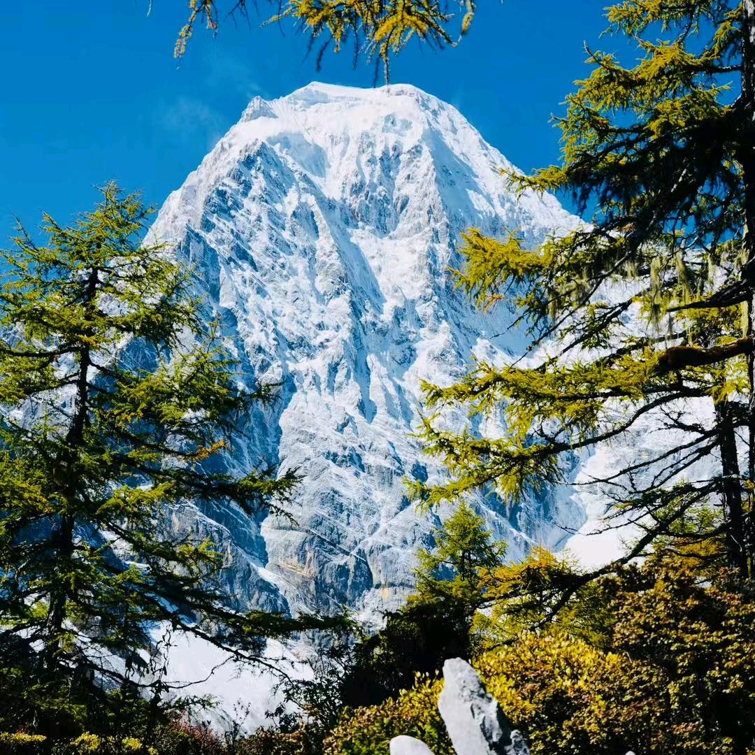 昂翁次尔(香格里拉村)