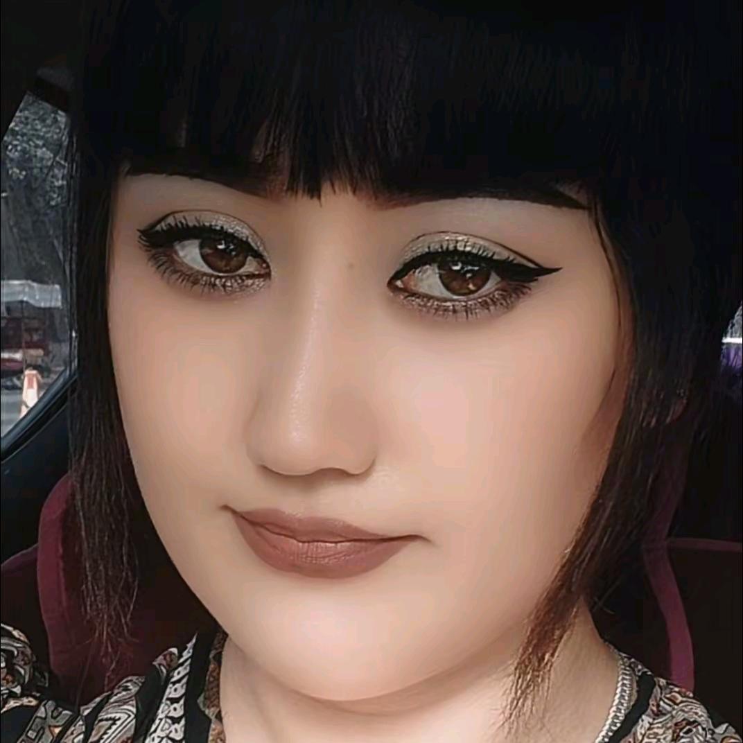 射姀娜孜