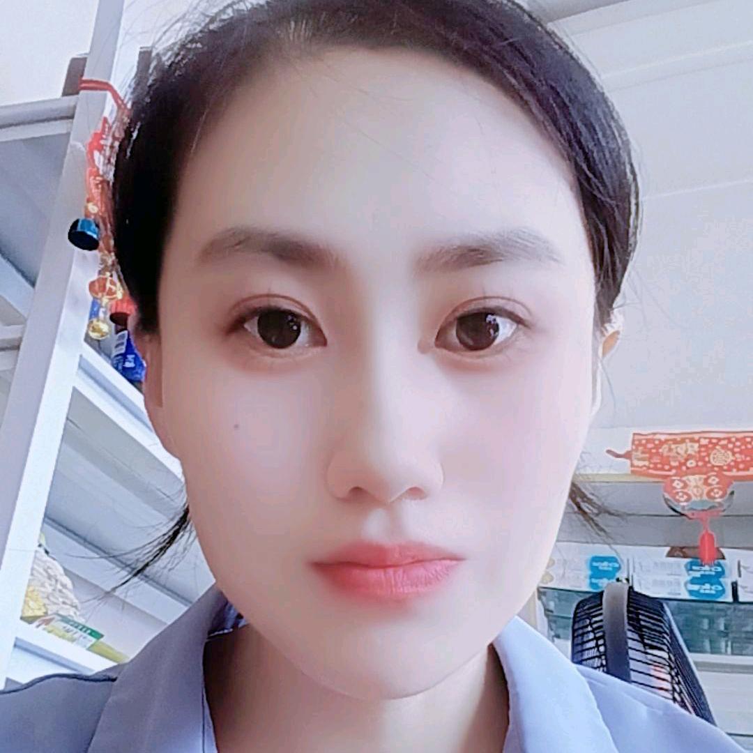 四叶草🍀🍀