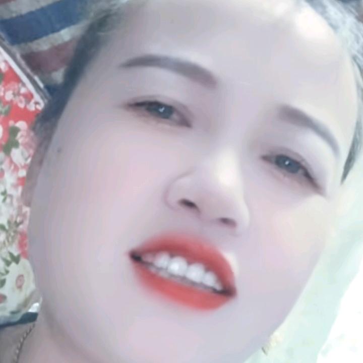 周英